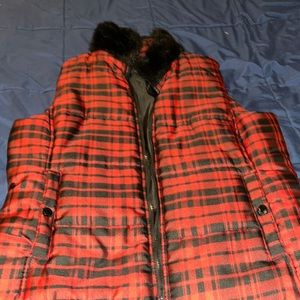 Black and red plaid puffy Zedge